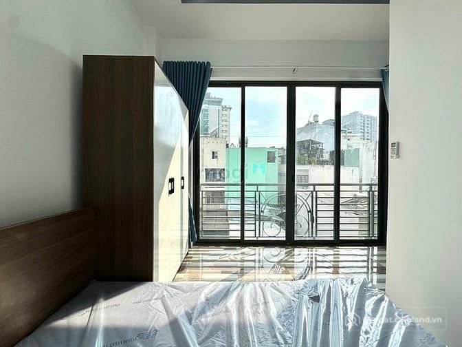 Nhà hàng - Khách sạn: Cho thuê Studio tách bếp Balcony 40m2 Thang Máy khu Phan X