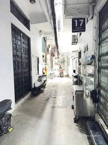 Cho thuê nhà riêng: CÁT LINH – ĐỐNG ĐA – NGÕ BA GÁC RỘNG – 3 TẦNG 3PN – CHỈ 11 T