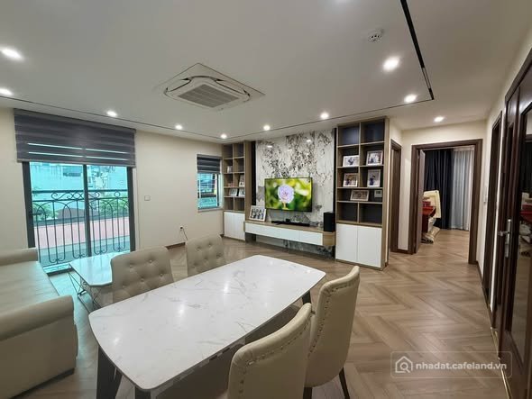 Cho thuê phòng trọ: Cho thuê phòng trọ: Cho thuê phòng trọ: Chung cư 2PN Lĩnh Na