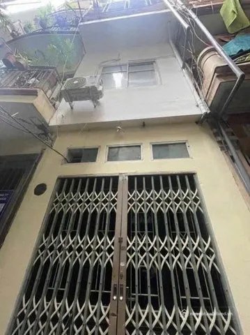 Cho thuê nhà riêng: Cho thuê nhà ngõ 225 LẠC LONG QUÂN, Tây Hồ . 11 triệu/ tháng