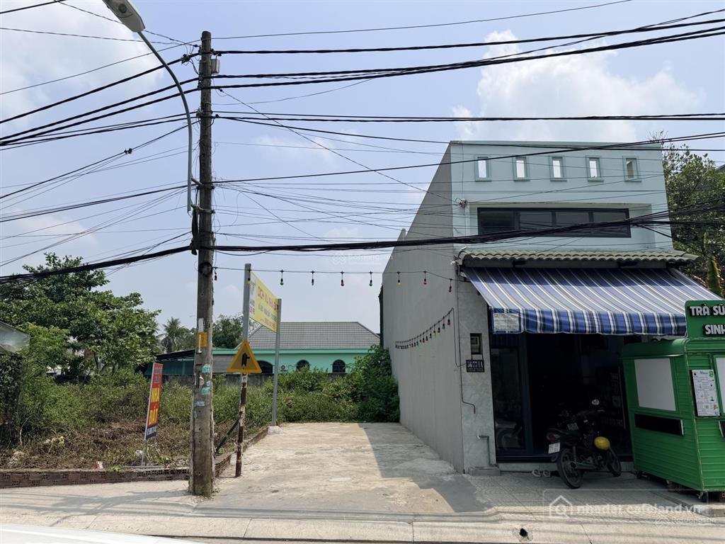 Bán kho, nhà xưởng: Cần bán đất mặt tiền đường số 8, phường long phước, thành ph
