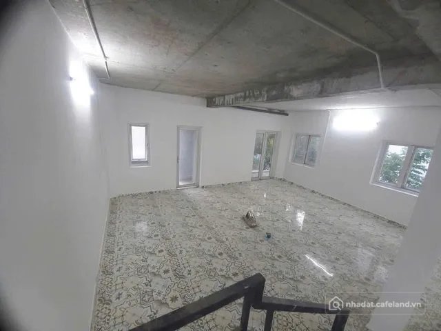 Cho thuê nhà riêng: BDS HVL [NC] có căn nhà 3 tầng, 11mx15m, đất 160m2 Mega Vill