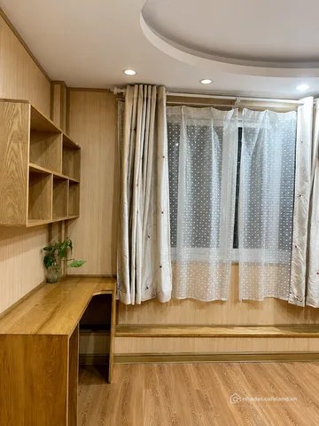 Cho thuê nhà riêng: Cho thuê nhà ngõ 175 LẠC LONG QUÂN, Tây Hồ. 15 triệu/ tháng.