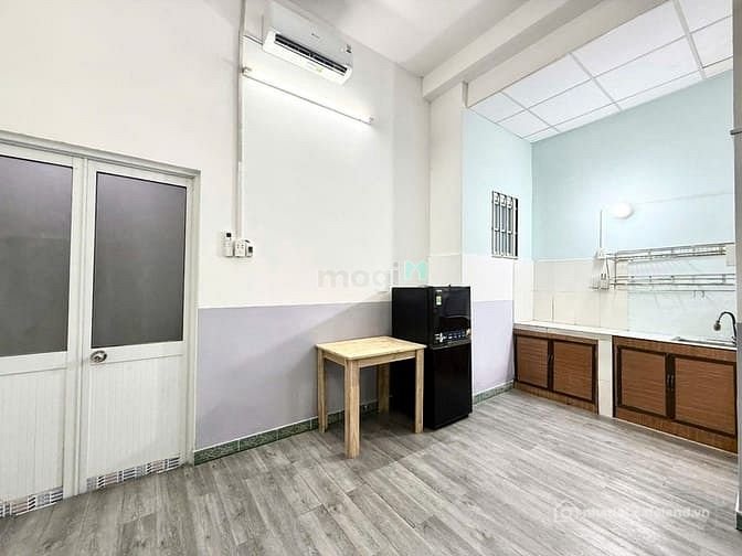 Nhà hàng - Khách sạn: Cho thuê phòng studio thoáng mát, Full nội thất đường Ni S