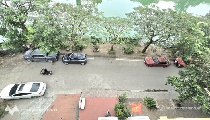 Cho thuê phòng trọ: Cho thuê phòng CCMN view hồ Yên Sở - thang máy - full đồ - ô