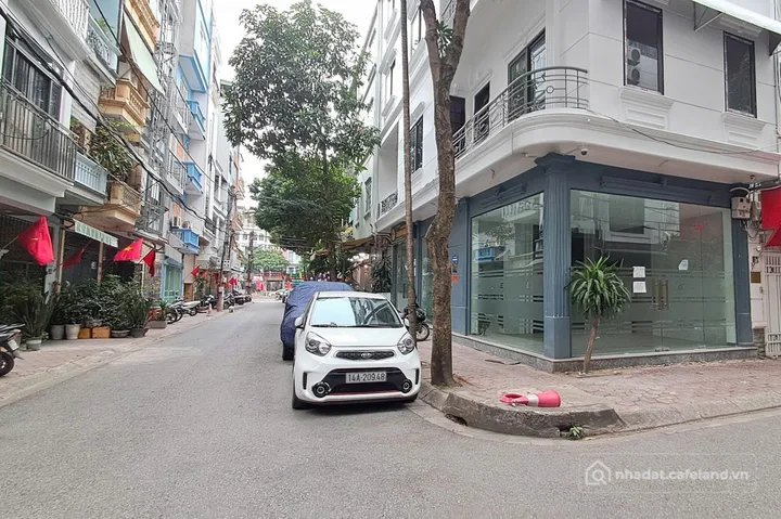 Cho thuê nhà riêng: Cho thuê nhà 8 tầng THANG MÁY tại MẠC THÁI TỔ, Cầu Giấy. 49