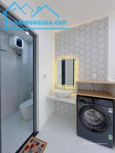 Bán căn hộ Mini, Dịch vụ: CCMN NGỌA LONG 74M2X6 TẦNG,THANG MÁY,Ô TÔ VÀO ĐƯỢC,50