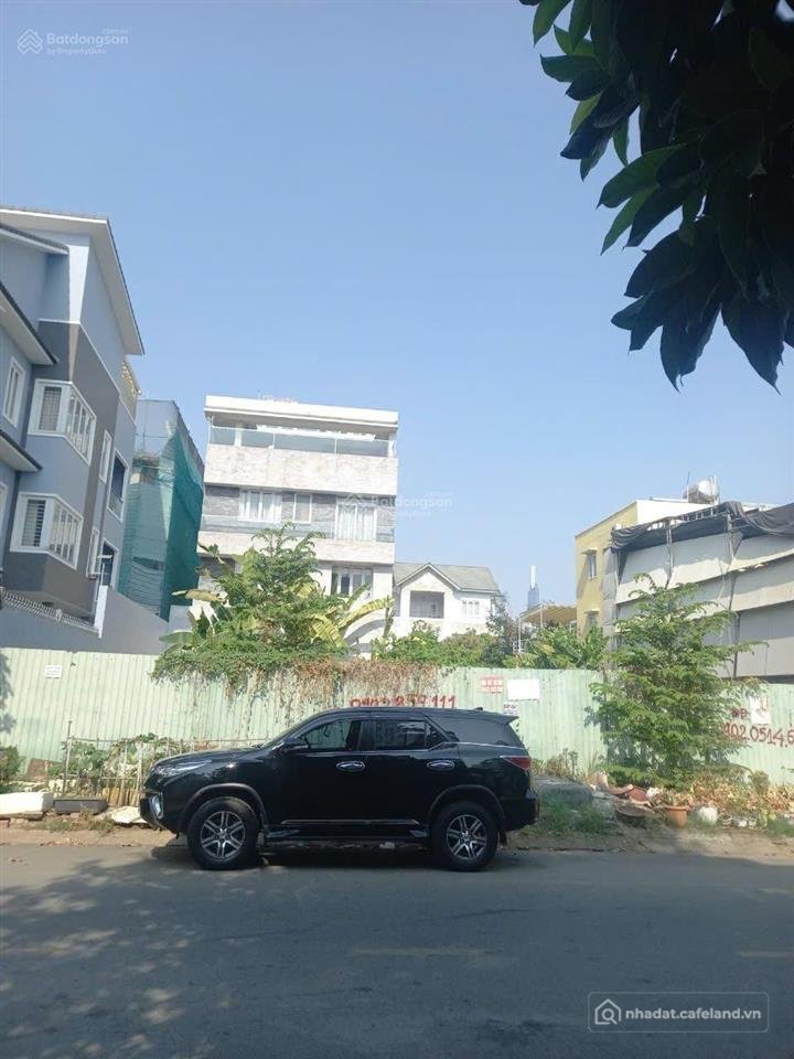 Bán kho, nhà xưởng: Đất biệt thự góc 2 mt sông sài gòn, đối diện landmark 81, gi