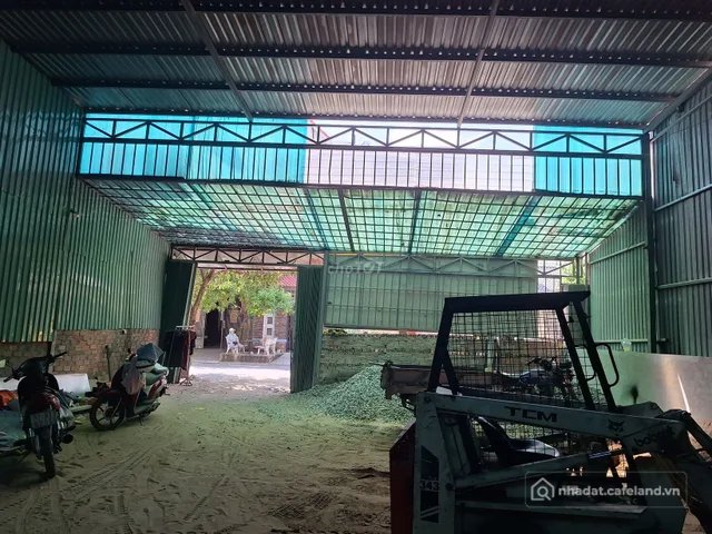 Cho thuê mặt bằng: Cho thuê Mặt bằng kinh doanh 200m Mặt Tiền Đường 12m phường H