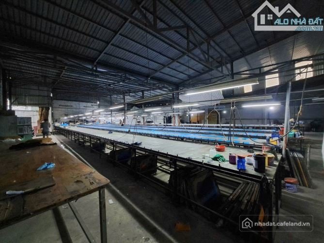 Bán kho, nhà xưởng: Bán Đất- kho xưởng Nguyễn Văn Quá 900m2, 30x30m, đường nhựa