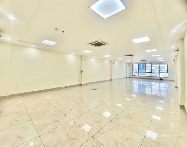 Cho thuê mặt bằng: Cho thuê Mặt bằng kinh doanh 210m2 giá 60 triệu tại lăng Bác