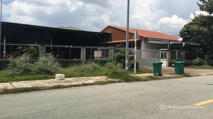 Bán kho, nhà xưởng: Bán Kho, nhà xưởng 5000m2 có sẵn 5000 m2 thổ cư giá 29 tỷ tạ