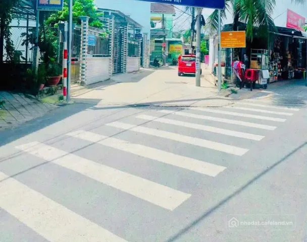 Bán căn hộ Mini, Dịch vụ: Cần tiền mua nhà nên bán gấp dãy trọ 1 kiot và 6 phòng