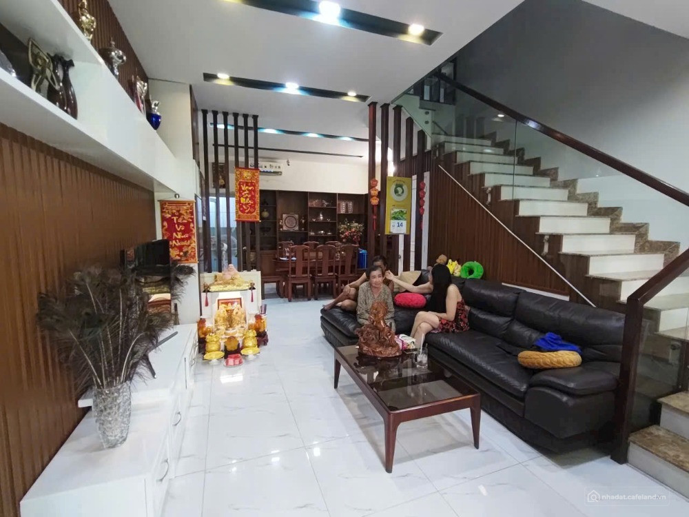 Giảm giá 500tr - Bán nhà Mega Village Khang Điền - đường 20m - Nội thất cao cấp