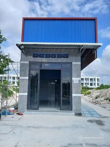Bán căn hộ Mini, Dịch vụ: Bán Nhà trọ 200m2 có sẵn 150 m2 thổ cư giá 980 triệu t