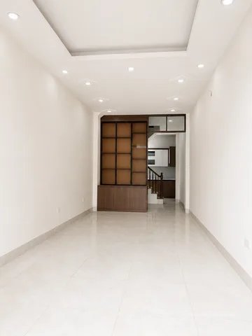 Cho thuê nhà riêng: Cho thuê nhà 5 tầng THANG MÁY tại ngõ 306 XUÂN ĐỈNH, Bắc Từ