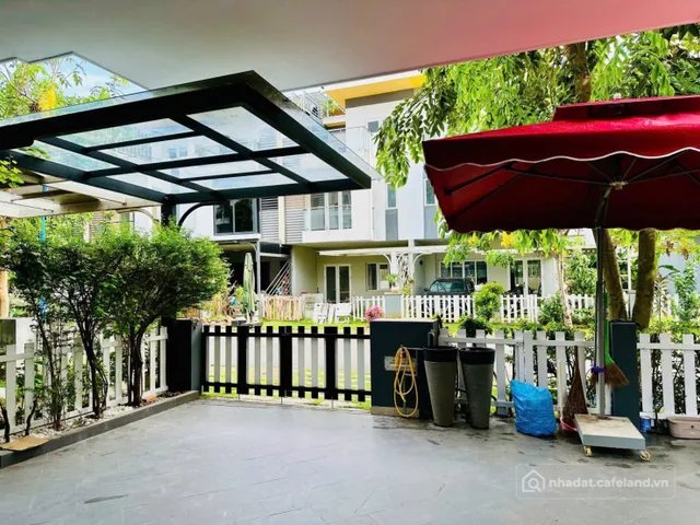 Cho thuê nhà riêng: Cho thuê Biệt thự đẹp full nội thất cao cấp tại Melosa Garde