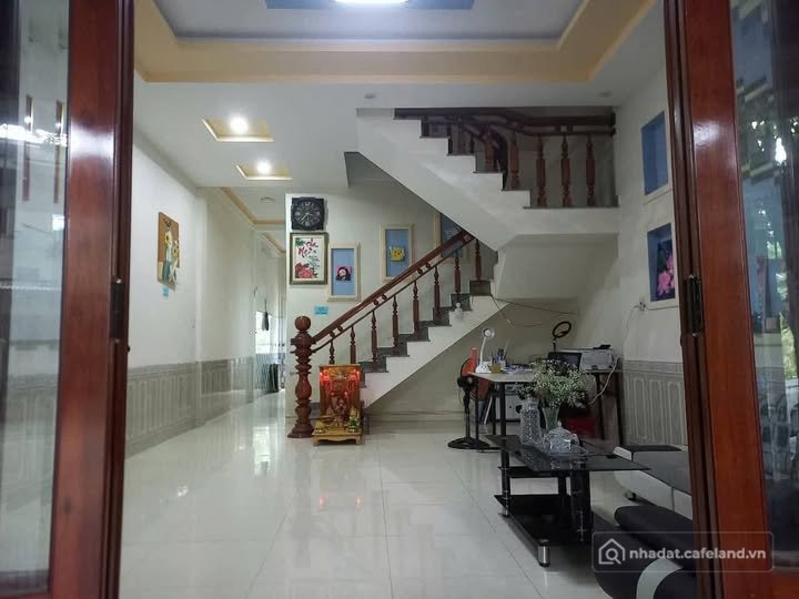 Cho thuê phòng trọ: Xuân Phú