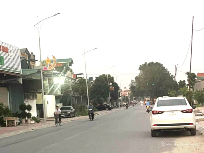 Bán 121,5m2 đất đấu giá Giai Phạm, Sát KCN Phố Nối A, Mặt đường DT381, cực đẹp