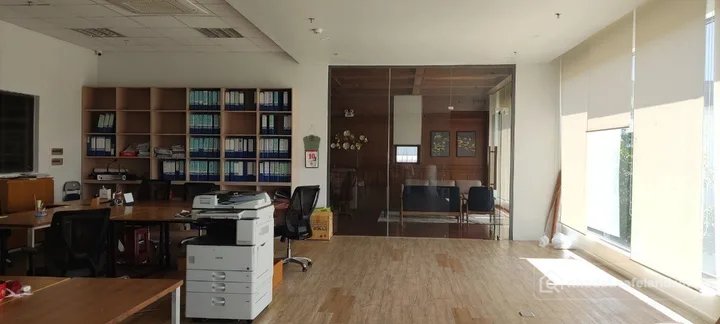 Bán kho, nhà xưởng: Bán nhà xưởng 13000m2 thuộc khu công nghiệp Long Khánh, Tp L