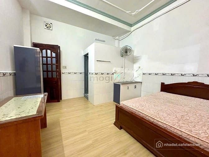 Nhà hàng - Khách sạn: Cho THUÊ căn hộ dịch vụ gần chợ Bửu Long, gần chung cư A6A
