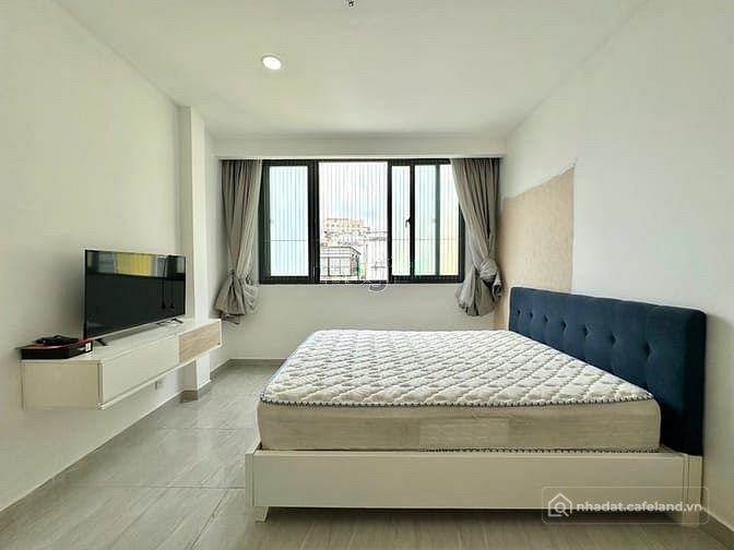 Nhà hàng - Khách sạn: Cho thuê căn hộ studio cao cấp, cửa sổ lớn, Nguyễn Duy Dươ