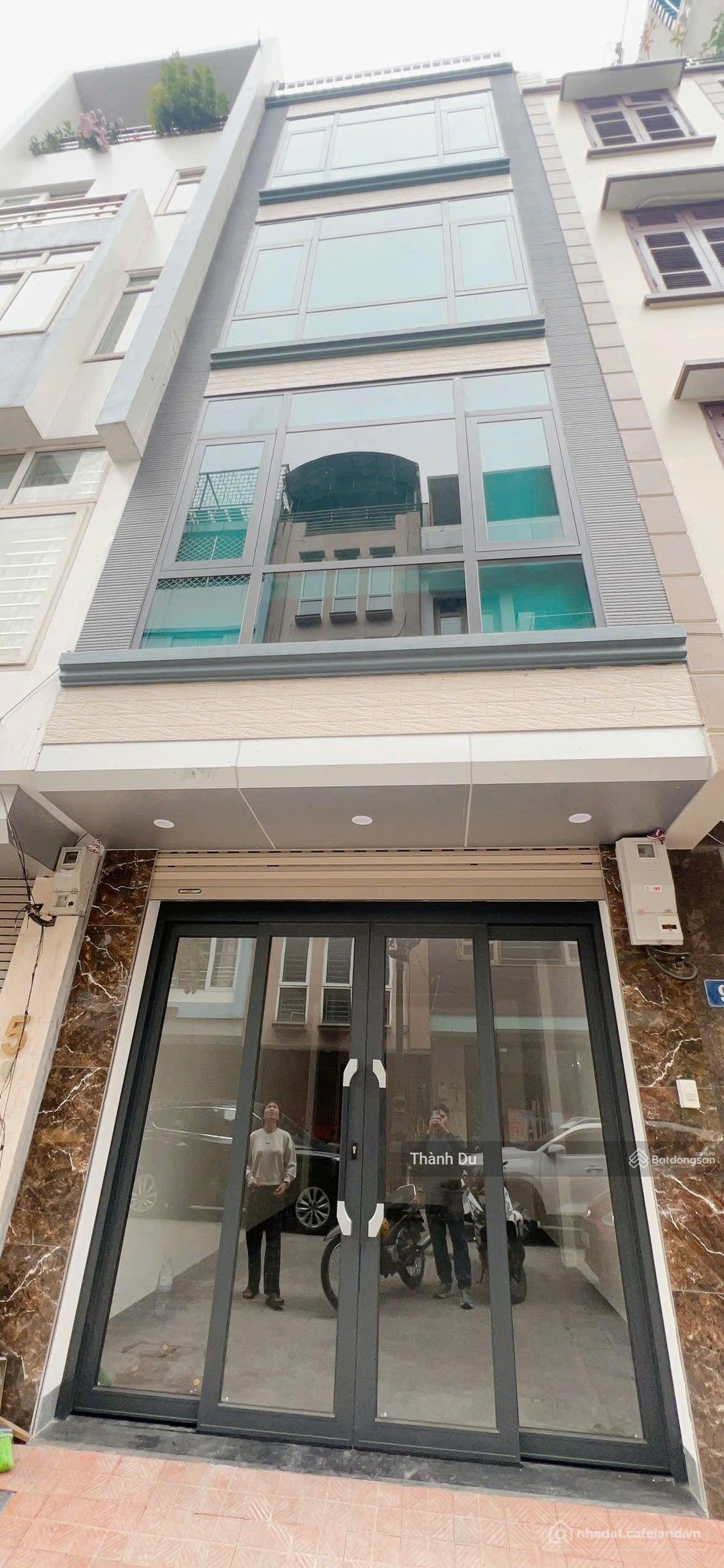 Nhà riêng: Cho thuê nguyên căn Cổ Linh, Phố Trạm gần AEON Mall- 45m2 5T thang má
