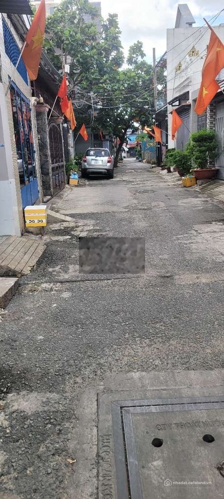 Nhà riêng: Nhà hẻm xe tải thông khu vực an ninh gần chợ trường học giáp tân bình