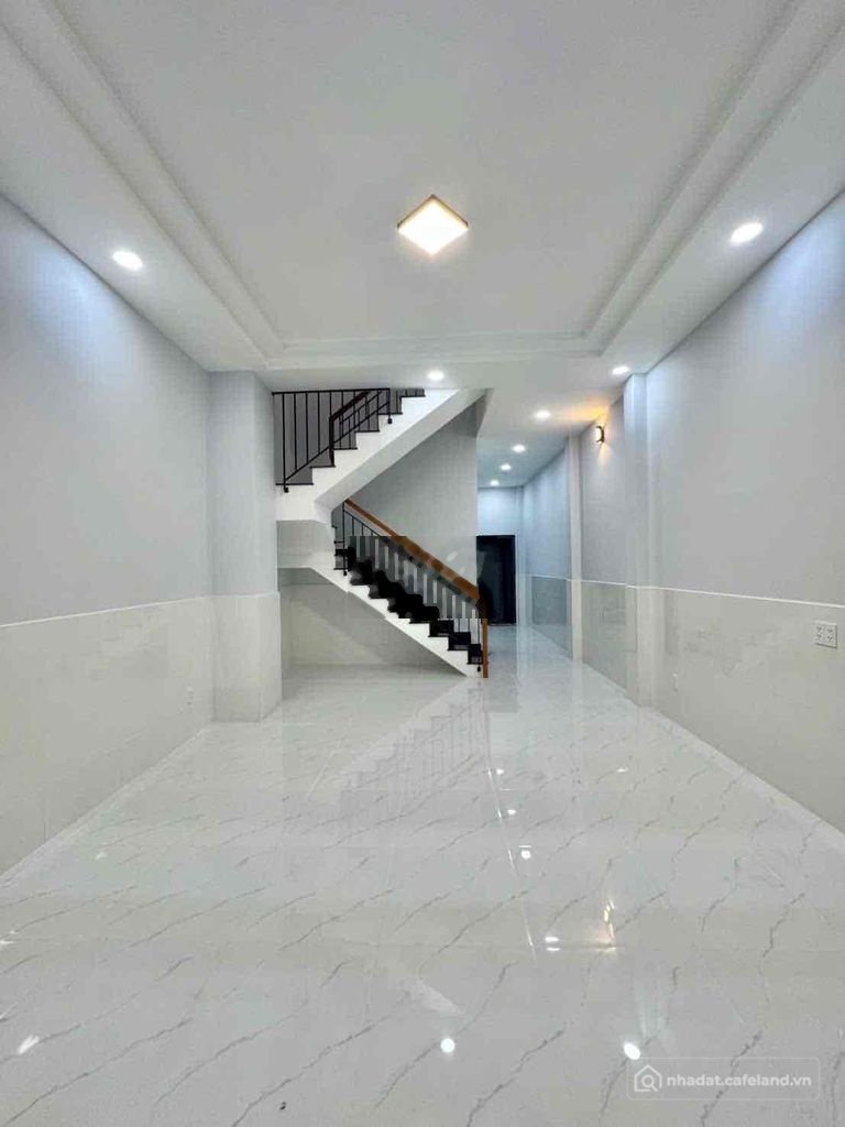 Nhà riêng: 12tr-4.5x15m-1lầu-2pn-hxh 1/ gần chợ bình trị đông giáp khu tên lửa
