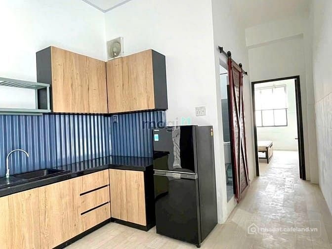Nhà hàng - Khách sạn: Cho THUÊ căn hộ dịch vụ 2 phòng ngủ, FULL nội thất, sát ch