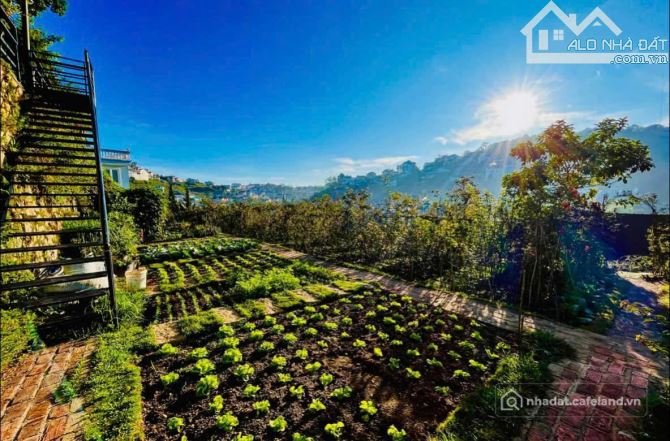 Bán nhà hàng - Khách sạn: VỊ TRÍ GẦN BẾN XE LIÊN TĨNH CHO KHÁCH SẠN TRUNG TÂM PH