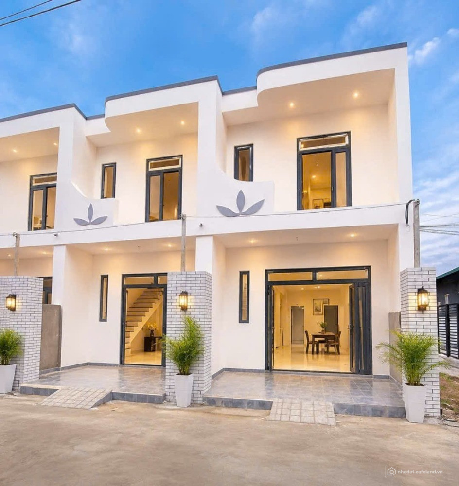 500 TRIỆU – NHẬN NHÀ 3 PHÒNG NGỦ ,NGAY TRUNG TÂM DIỆN TÍCH NGANG 5,5M X 11M