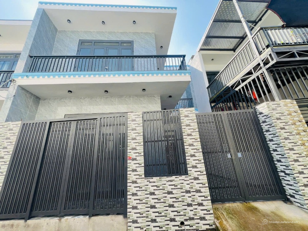 CHÍNH CHỦ CẦN BÁN GẤP,NHÀ SỔ RIÊNG, THỔ CƯ. Diện tích: 8 x 10m, Phường Tân Triều
