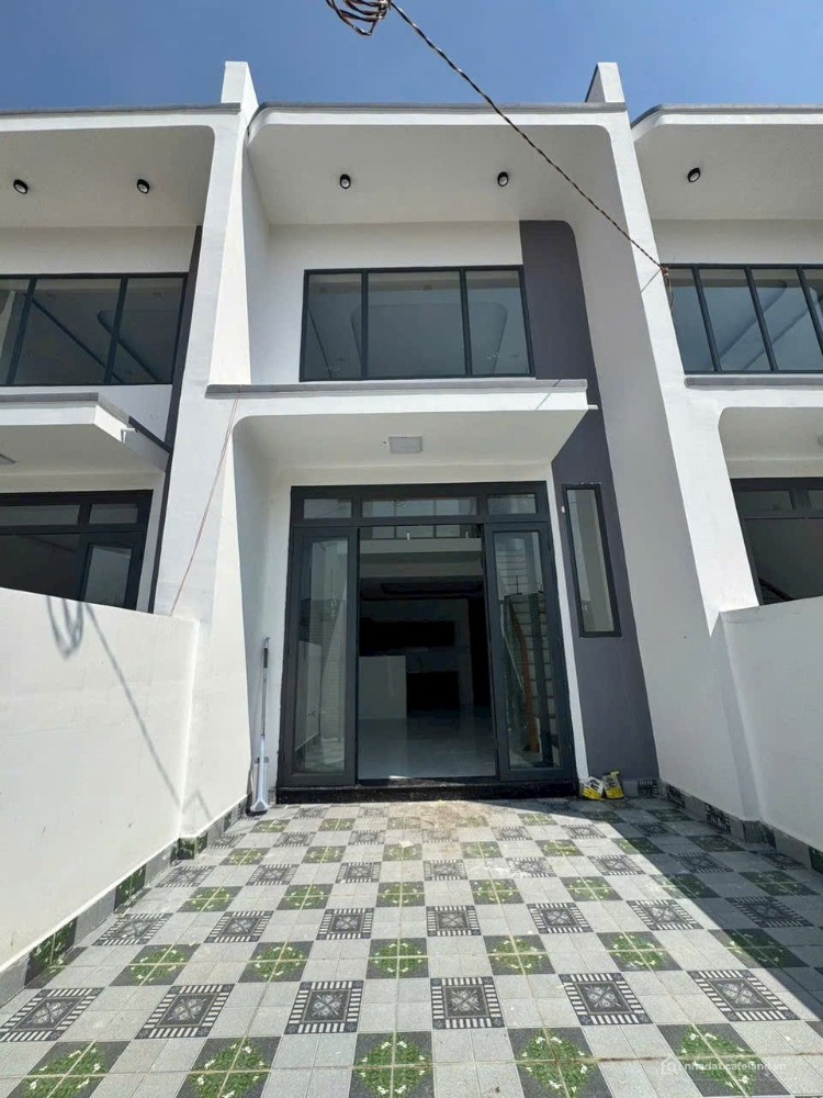 Cần Bán Gấp Nhà Gác Lửng 3 Phòng Ngủ , Sổ Hồng Riêng Thổ Cư Giá 1 tỷ 350 Triệu