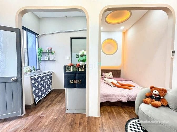 Nhà hàng - Khách sạn: 1PN Phạm Văn Đồng gigamall_Nguyễn Xí_Nơ Trang Long_VLU_Ema