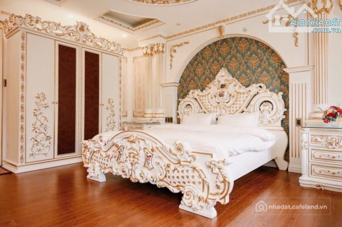 Bán nhà hàng - Khách sạn: BÁN CĂN KHÁCH SẠN KINH DOANH CỰC TỐT MẶT TIỀN BÙI THỊ