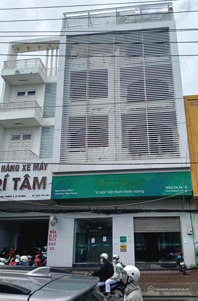 Nhà hàng - Khách sạn: Chính Chủ Bán Căn Nhà MặT Tiền Đường Lớn