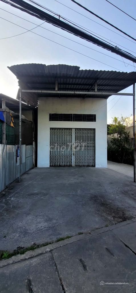 Văn phòng: Cho thuê mặt có mặt tiền quốc lộ 1A