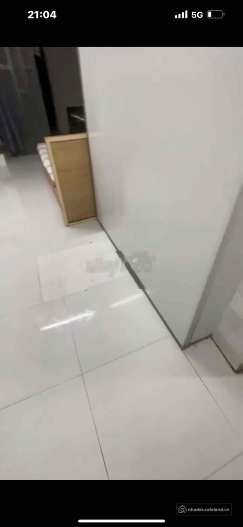 Phòng trọ: cho thuê phòng 25m có NThat, TKTQ 3tr5