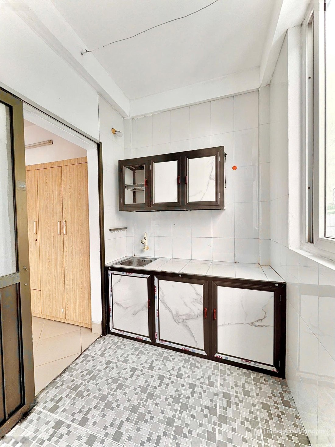 Phòng trọ: Phòng 1 ngủ 1 bếp 319 Trần Cung nhận xe điện