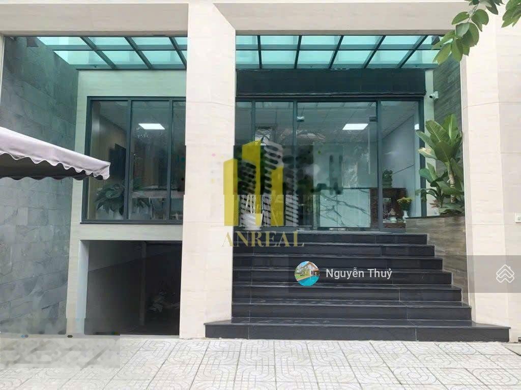 Văn phòng: Cho thuê tòa văn phòng hầm 5 lầu thang máy giá 175 triệu - Đường Trần