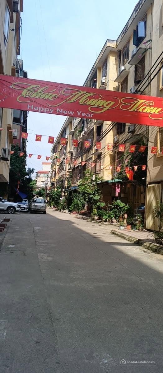 Bán căn hộ Mini, Dịch vụ: Sốc nhiệt với căn tập thể 70m2 tại Đông Ngạc, giá chỉ