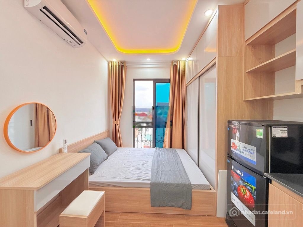 Phòng trọ: Sát cạnh đại học công nghiệp, có thể đi bộ tới trường