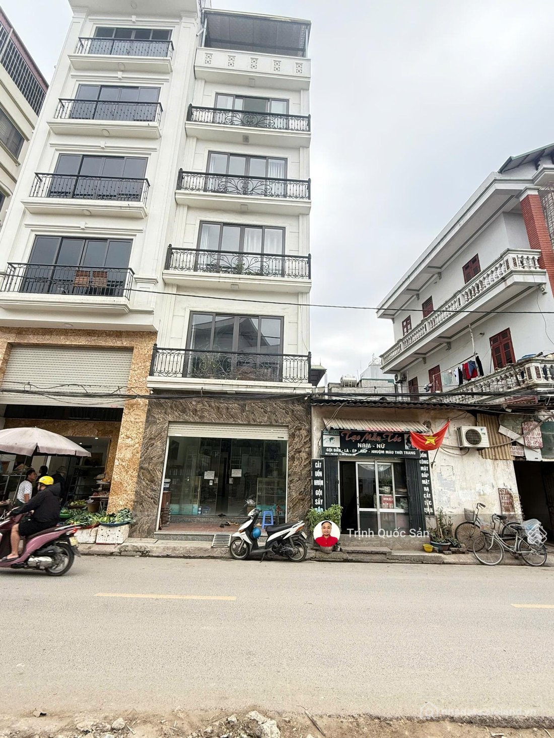 Văn phòng: Cho thuê tầng 5 nhà mặt phố Chùa Bụt Mọc, Phú Diễn làm văn phòng, 50m