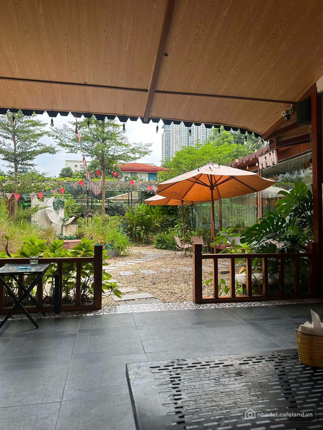 Nhà riêng: An Dương Vương Tây Hồ | Quỹ sàn 1.000m MT 30m 1.000m sử dụng x 1 tầng