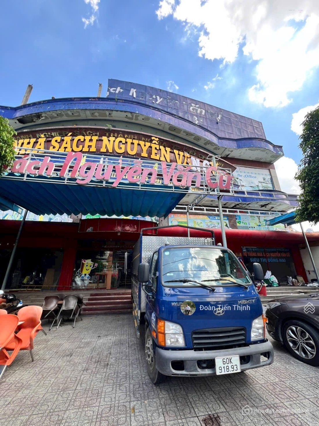 Nhà riêng: Cho thuê gần 1000m2 chưa tính sàn 2 lầu Ngang: 21m dài 45m Cho thuê:
