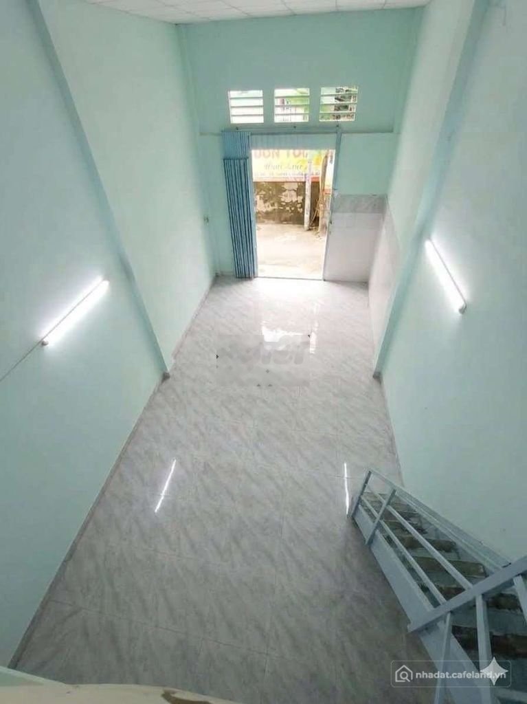 Nhà riêng: Nhà nguyên căn 120m2 giá rẻ