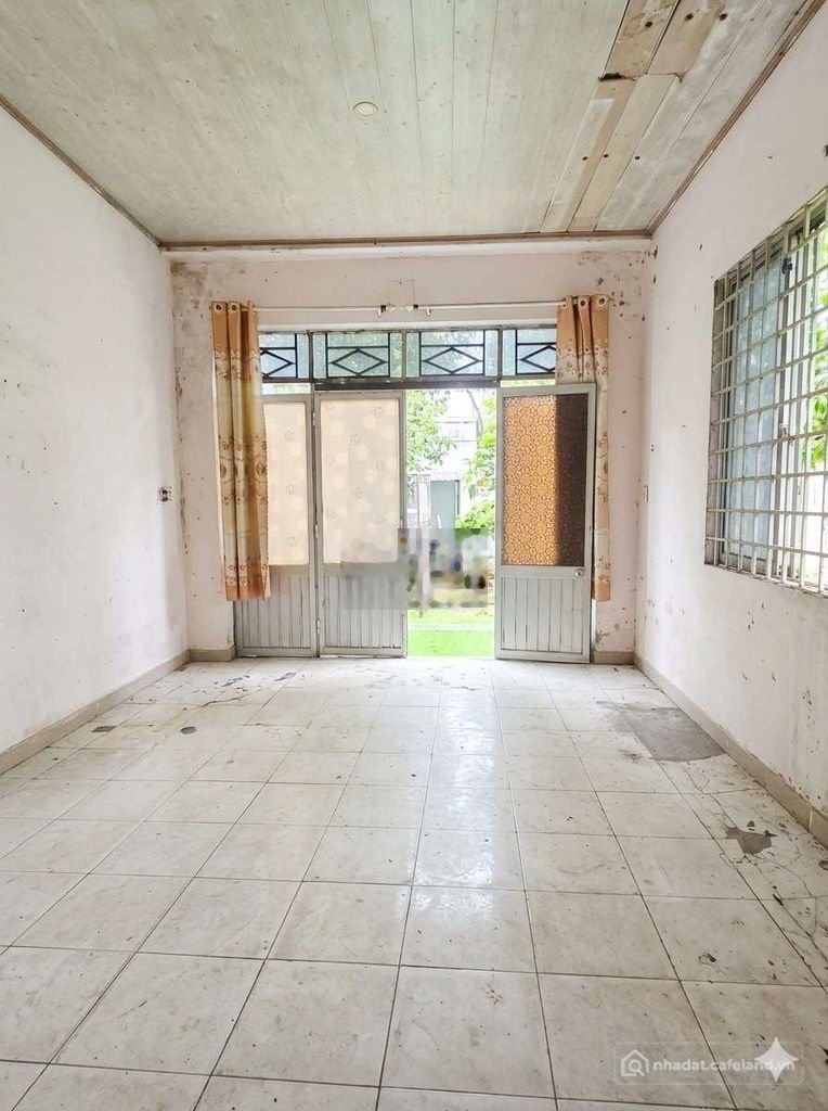 Nhà riêng: Nhà nguyên căn 100m2 giá rẻ