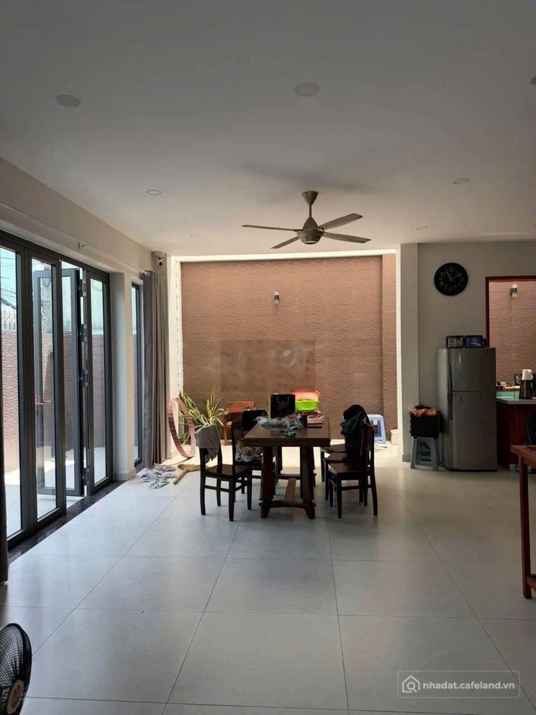 Nhà riêng: Biệt thự phan anh vị trí đẹpm giáp tân phú