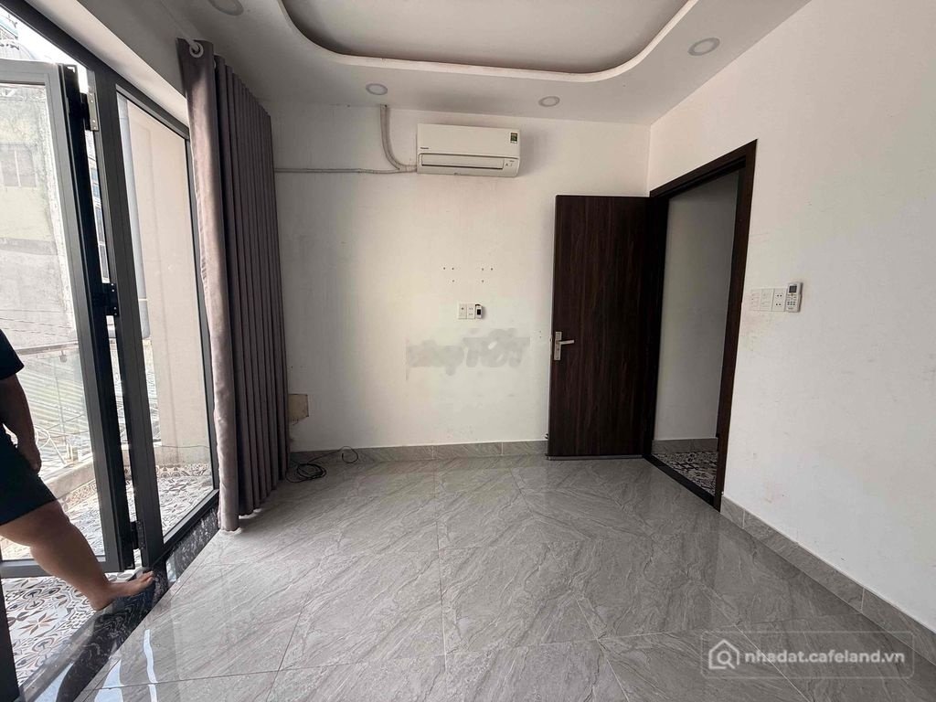 Nhà riêng: nhà hẻm 645 trần xuân soạn ở liền giá rẻ